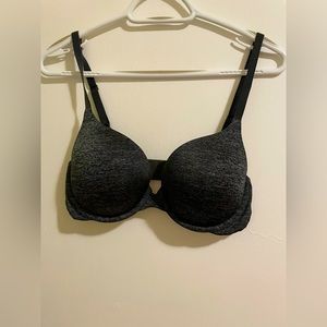 Victoria secret 34D bra